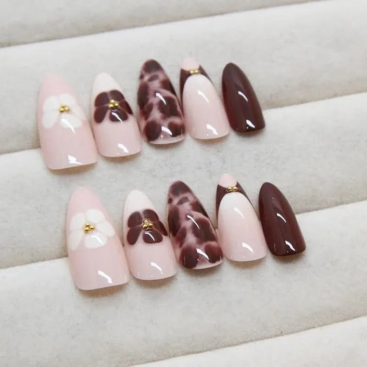 24pcs Autumn Brown French Fake Nails Sweet Cool Wearing False Nails Wearable Full Cover Leopard Print Almond Press on Nails - Nikki Love Nails