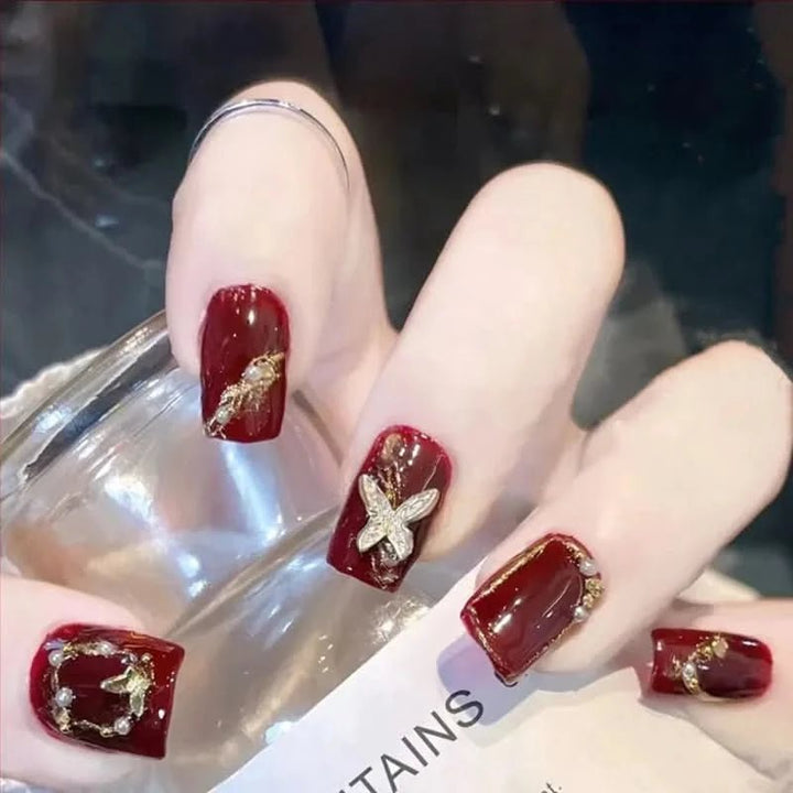 24Pcs Full Cover Fake Nails with 3D White Flower Design Full Cover Press on Fingernails Tips Coffin Head Glitter Red False Nails - Nikki Love Nails